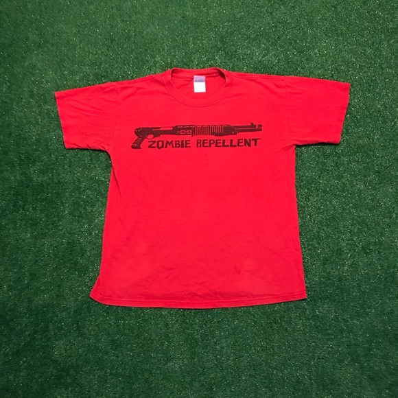 Gildan Other - 2005 Vintage Resident Evil Capcom Zombie Repellent